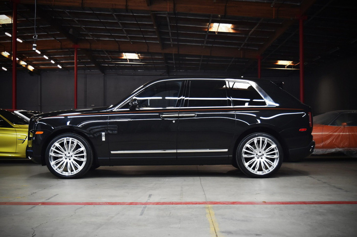 Rolls-Royce Cullinan siêu chống đạn cho yếu nhân, giá đắt gấp 3 bản tiêu chuẩn  - Ảnh 2.