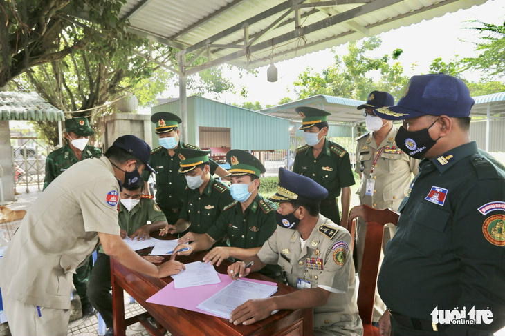 71 lao động Việt Nam tháo chạy khỏi casino ở Campuchia đã về nước - Ảnh 6.