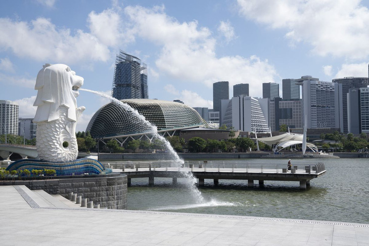 Singapore thay thế Hong Kong trở thành trung tâm tài chính hàng đầu châu Á - Ảnh 1.
