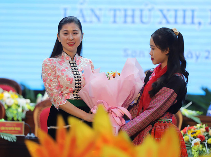 Chị Cầm Thị Huyền Trang giữ chức bí thư Tỉnh Đoàn Sơn La - Ảnh 1.