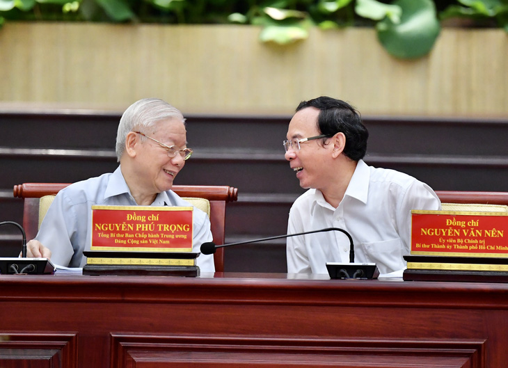 Tổng bí thư Nguyễn Phú Trọng thăm và làm việc với Thành ủy TP.HCM - Ảnh 4.