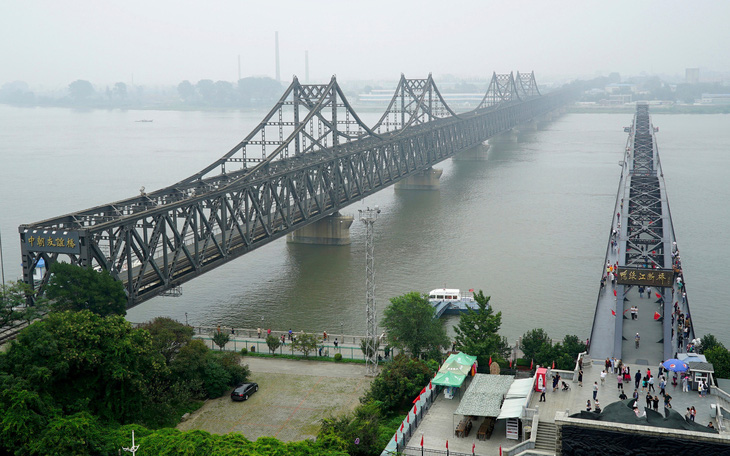 Trung Quốc - Triều Tiên nối lại các chuyến tàu chở hàng qua biên giới