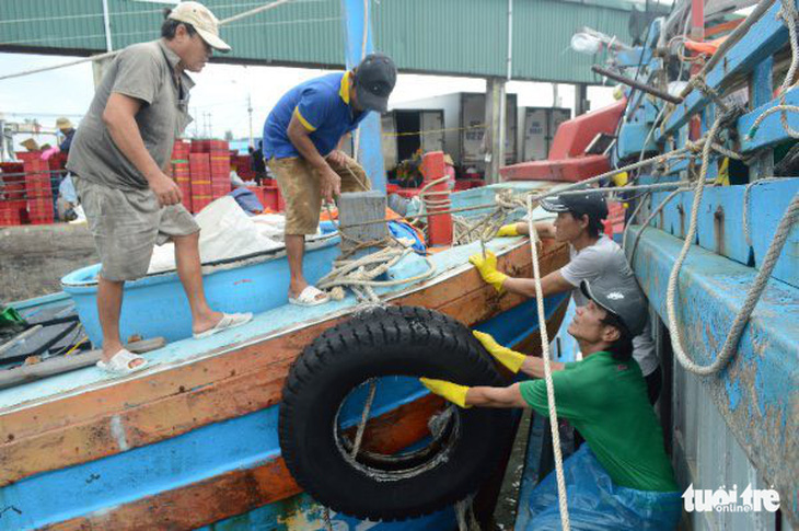 Bộ trưởng Lê Minh Hoan nói bão Noru rất mạnh, khả năng đổ bộ trực tiếp vào Quảng Ngãi - Ảnh 3.