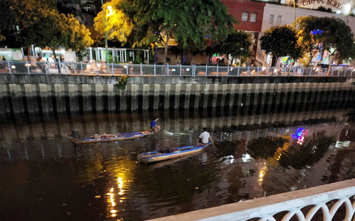 Huyện ‘treo thưởng’ 3 triệu cung cấp thông tin bắt người xuyệt điện: Cần nhân rộng nhiều nơi - Ảnh 2.