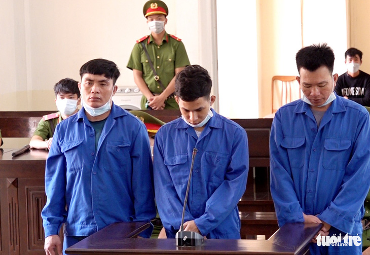 Tuyên phạt ba người đưa 8 người Trung Quốc xuất cảnh trái phép sang Campuchia - Ảnh 1.