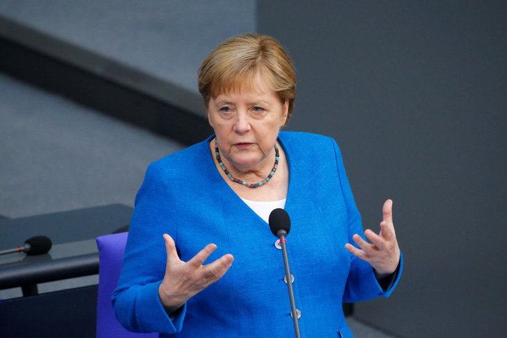 Bà Merkel: Phương Tây nên nghiêm túc với cảnh báo hạt nhân của ông Putin - Ảnh 1.
