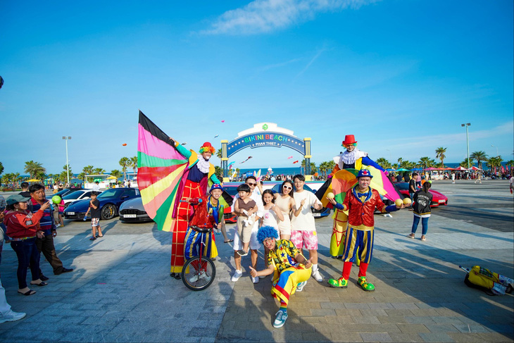 Lễ hội đa sắc màu chiếm sóng mùa check-in 2-9 tại Phan Thiết - Ảnh 2.