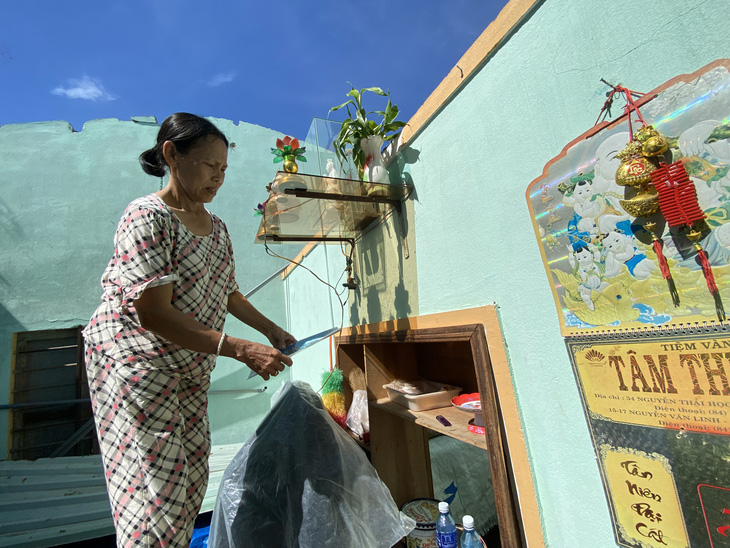 Quảng Nam: Nhiều gia đình ‘vô gia cư’ sau bão Noru - Ảnh 1.