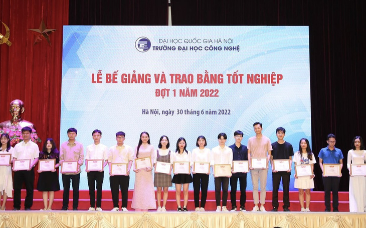 Nhiều sinh viên tốt nghiệp trễ vì chưa đạt chuẩn đầu ra ngoại ngữ