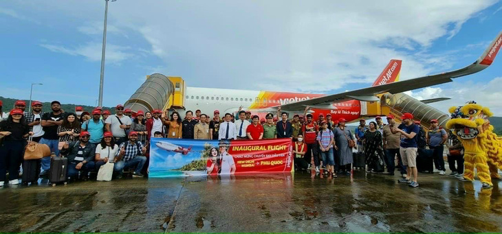80 khách du lịch bay thẳng từ Ấn Độ đến Phú Quốc - Ảnh 1.