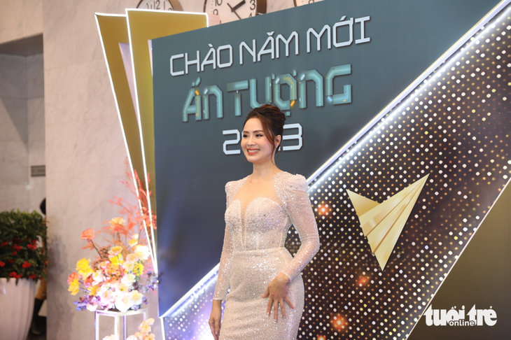 VTV Awards 2022 gọi tên Thanh Sơn, Minh Huyền, Mỹ Anh, ‘Thương ngày nắng về’ - Ảnh 5.