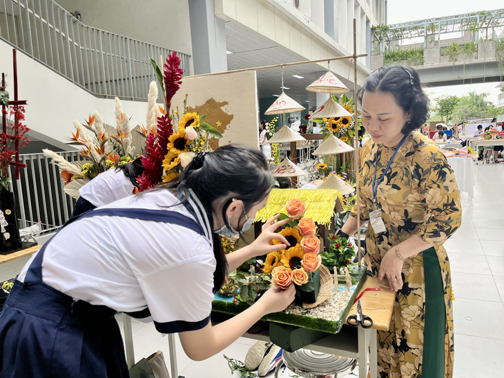 Mãn nhãn với những màn khéo tay đỉnh cao của học sinh THCS tại TP.HCM - Ảnh 1.