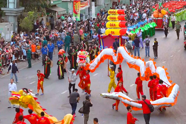 Về nhà đón nguyên tiêu ở quận 5 - Ảnh 1.