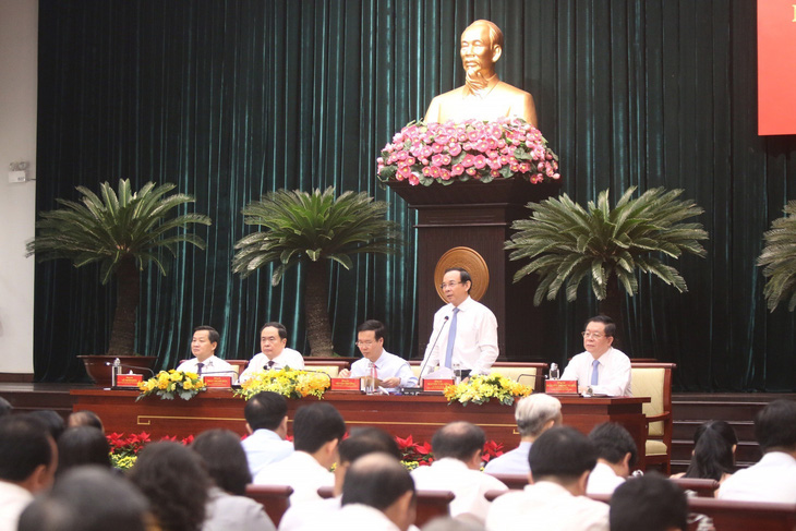 Đồng chí Nguyễn Văn Nên, Uỷ viên Bộ Chính trị, Bí thư Thành ủy Thành phố Hồ Chí Minh phát biểu tại hội nghị  Ảnh: TTXVN