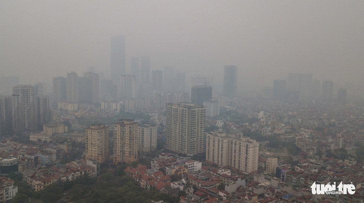 Ô nhiễm không khí tại Hà Nội, rất có hại cho sức khỏe - Ảnh 1.