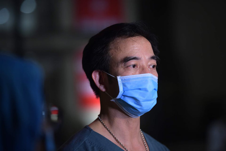 Cựu giám đốc Bệnh viện Tim Hà Nội Nguyễn Quang Tuấn bị cáo buộc gây thiệt hại hơn 53 tỉ - Ảnh 1.