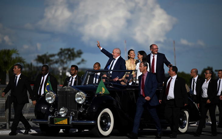 Tổng thống đắc cử Brazil hứa tái thiết đất nước từ 