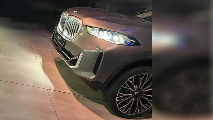 BMW X5 mới lộ diện: Ngoại thất nâng cấp nhẹ, nội thất nhiều điểm mới - Ảnh 1.