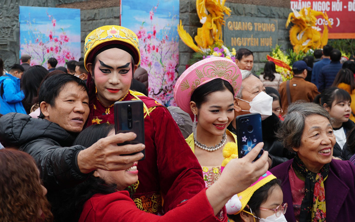 Tái hiện hình ảnh Vua Quang Trung trong lễ hội Đống Đa
