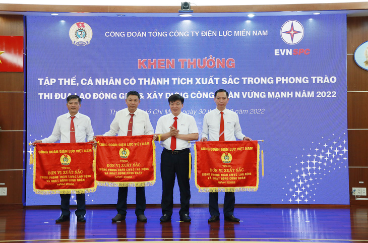 Công đoàn góp phần giúp EVNSPC hoàn thành nhiệm vụ sản xuất, kinh doanh - Ảnh 6.