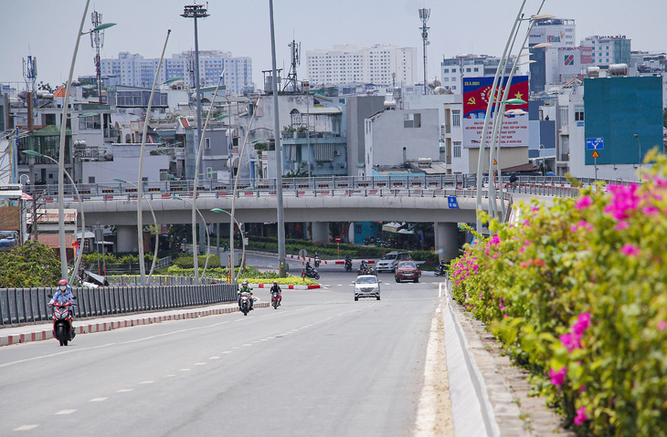 Tin tức sáng 4-1: Kiểm tra nhóm sản phẩm giảm cân, trị rối loạn cương - Ảnh 2.