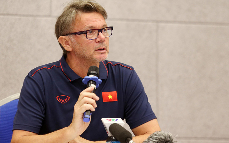 Ông Philippe Troussier sẽ thay HLV Park Hang Seo vào tháng 2?