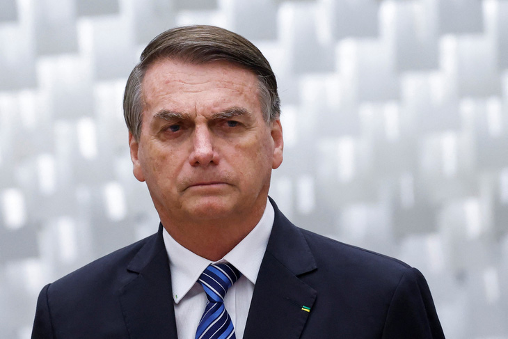 Cựu tổng thống Brazil Bolsonaro xin gia hạn visa ở lại Mỹ - Ảnh 1.