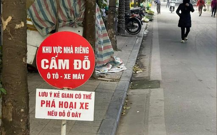 Ảnh vui 31-1: Gia chủ tốt bụng "cảnh báo" kẻ gian phá hoại xe