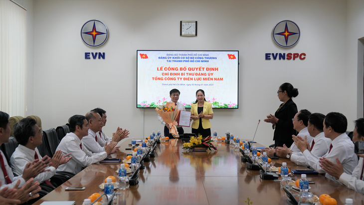 Chỉ định ông Lê Văn Trang giữ chức bí thư Đảng ủy Tổng công ty Điện lực Miền Nam nhiệm kỳ 2020-2025 - Ảnh 1.