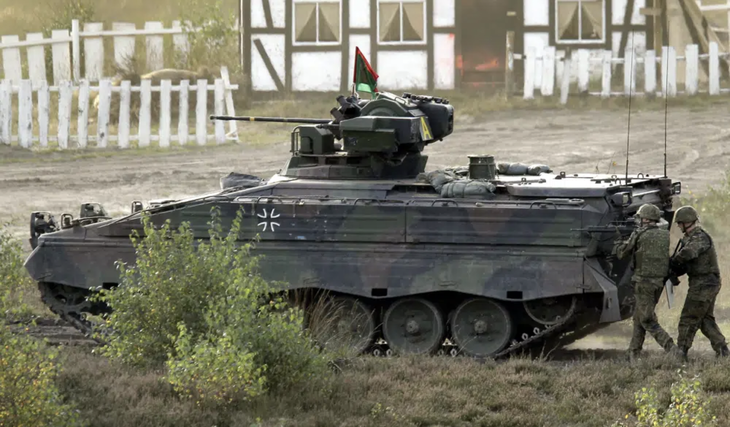 Đức sẽ gửi 40 xe bọc thép Marder cho Ukraine - Ảnh 1.