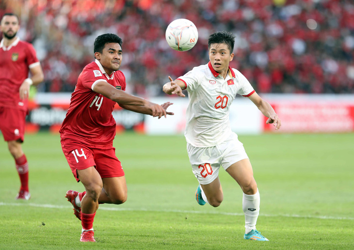 Bay chuyên cơ, tuyển Indonesia đến Hà Nội trước tuyển Việt Nam - Ảnh 1.