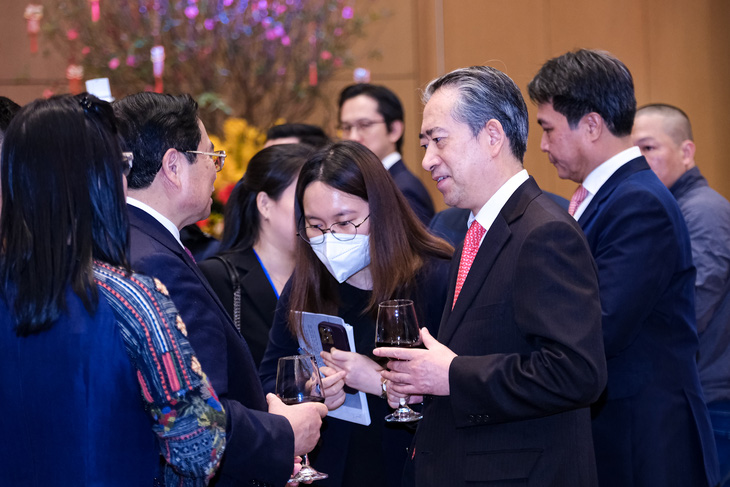 Thủ tướng Phạm Minh Chính và Phu nhân chủ trì tiệc chiêu đãi các nhà ngoại giao - Ảnh 6.