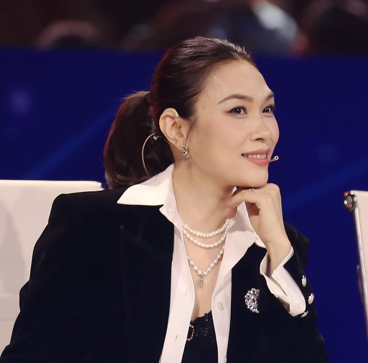 Nhan sắc xinh đẹp của Mỹ Tâm tại live show 4 "Vietnam Idol" - Ảnh chụp màn hình