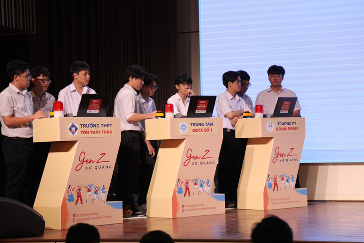 Cuộc thi “Gen Z Xứ Quảng” trở thành sân chơi mới cho học sinh THPT ở Đà Nẵng tranh tài - Ảnh: TRƯỜNG TRUNG