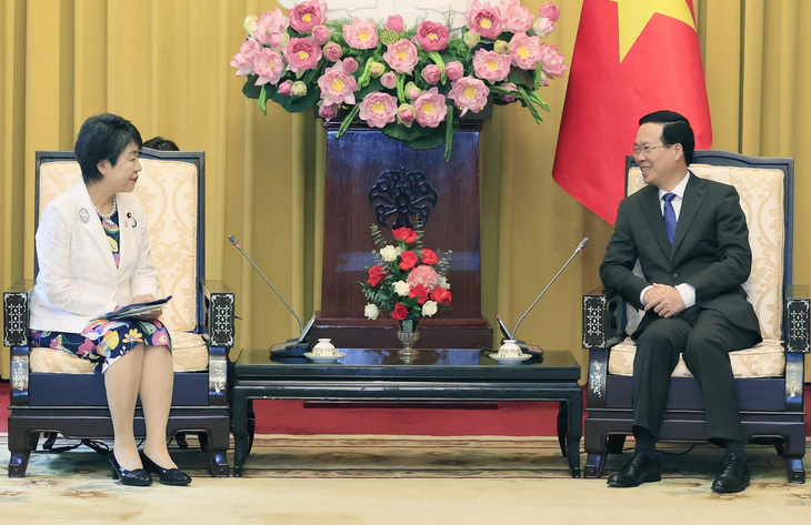 Tại cuộc gặp, Chủ tịch nước cũng đề nghị Ngoại trưởng Kamikawa Yoko quan tâm, thúc đẩy để Chính phủ Nhật Bản tạo điều kiện thuận lợi cho cộng đồng người Việt Nam sinh sống, học tập và làm việc tại Nhật - Ảnh: TTXVN
