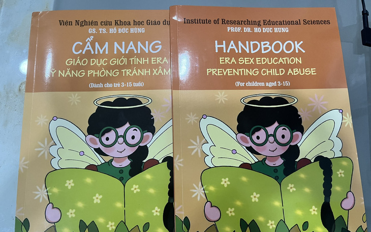 Bộ sách Giáo dục giới tính - kỹ năng phòng tránh xâm hại cho trẻ 3-15 tuổi đạt kỷ lục Việt Nam