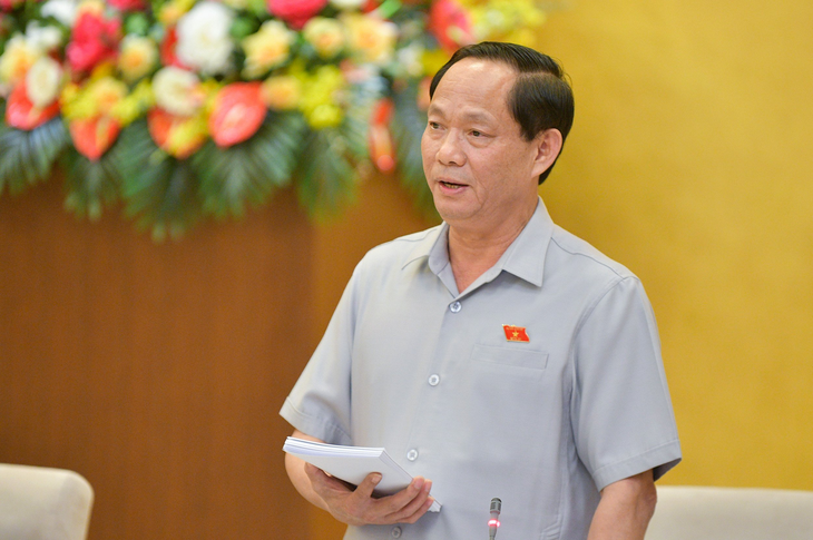 Phó chủ tịch Quốc hội Trần Quang Phương nêu quan điểm về vướng mắc trong điều hành giá điện - Ảnh: GIA HÂN