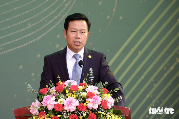Ông Lê Quân - giám đốc Đại học Quốc gia Hà Nội - phát biểu tại lễ khai giảng năm học mới - Ảnh: NGUYÊN BẢO