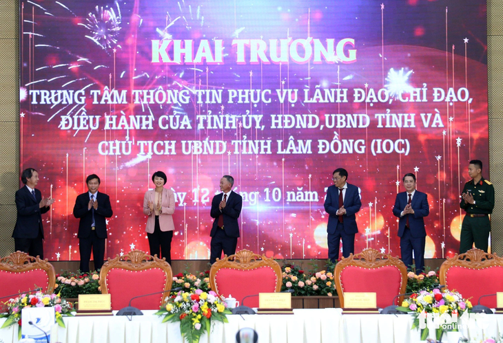 UBND tỉnh Lâm Đồng khai trương Trung tâm điều hành thông minh IOC tỉnh - Ảnh: M.V.