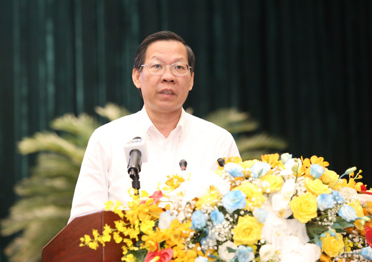 Chủ tịch UBND TP.HCM Phan Văn Mãi phát biểu tại hội nghị - Ảnh: T.T.