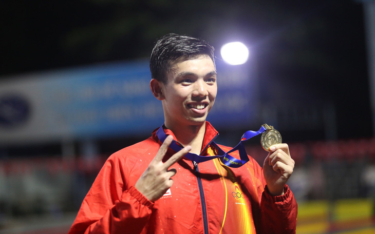 Quang Thuấn bất ngờ đánh bại Huy Hoàng ở giải vô địch quốc gia