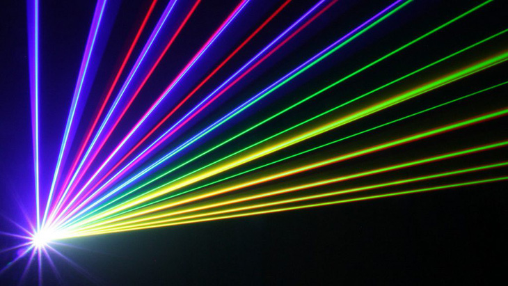 Công nghệ nano giúp tạo ra những sô trình diễn ánh sáng lung linh chưa từng thấy. Ảnh: phys.org