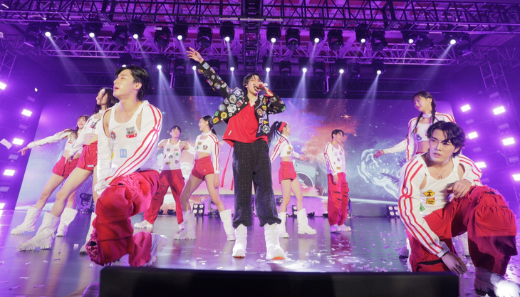 Sau concert BlackPink, khán giả Việt sắp được xem đêm trình diễn của BamBam tại Việt Nam - Ảnh: BTC