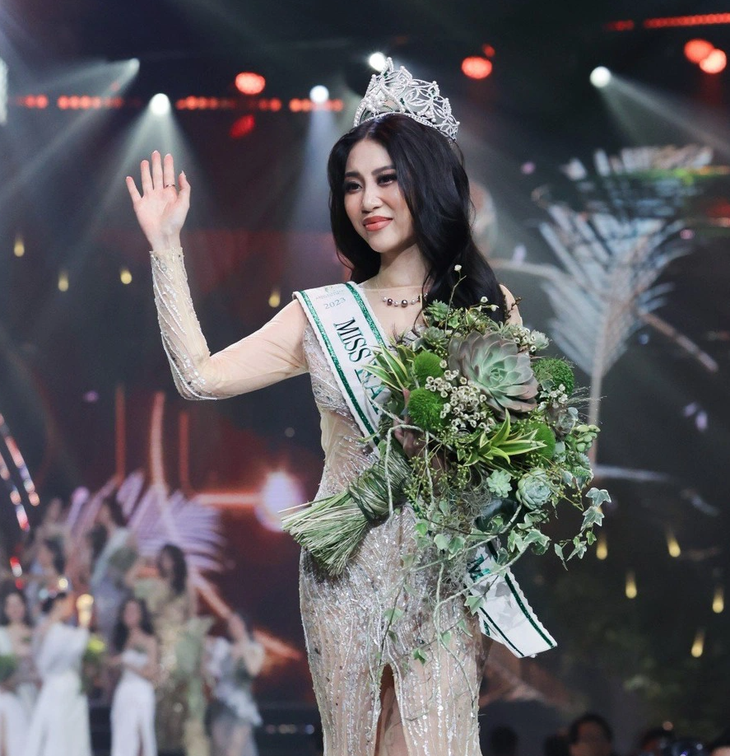 Đỗ Thị Lan Anh giành chiến thắng Miss Earth Vietnam mùa đầu tiên - Ảnh: BTC