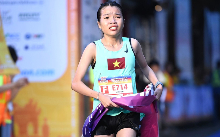 Lê Thị Tuyết vô địch Giải marathon quốc tế di sản Hà Nội 2023