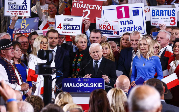 Bầu cử Quốc hội Ba Lan: Châu Âu 'nín thở' chờ đợi