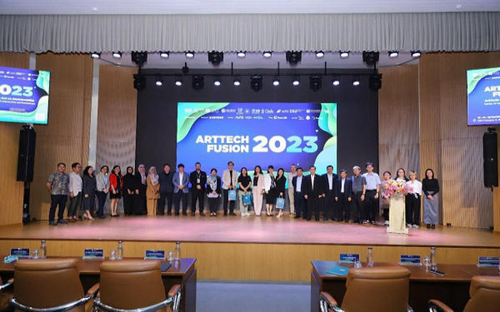 Chuỗi sự kiện ArtTech Fusion 2023 thu hút sự tham dự và chia sẻ của nhiều diễn giả, trường đại học trong và ngoài nước