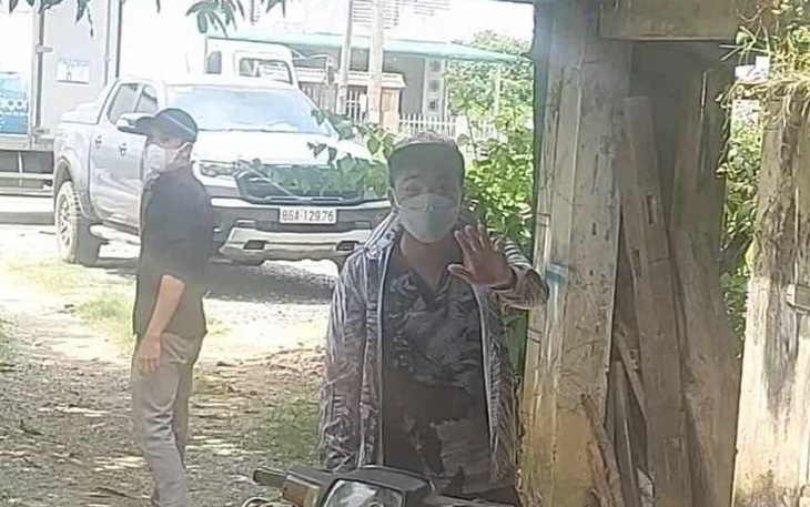 Bình Thuận: Xác minh việc phụ huynh tìm đến nhà đánh thầy hiệu phó