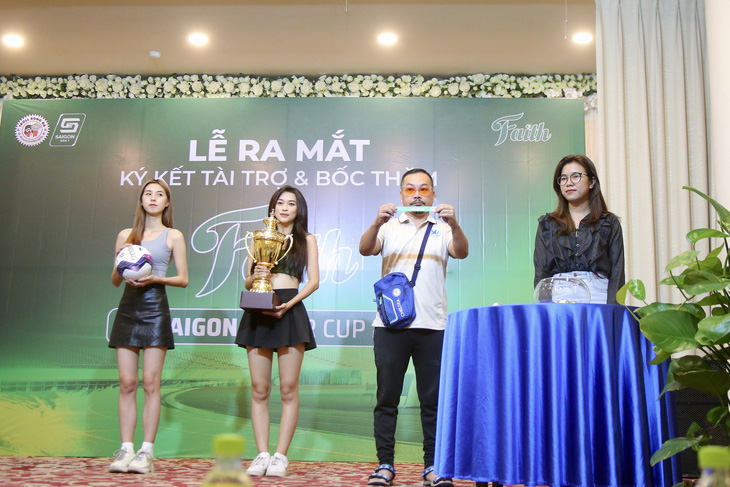 Bốc thăm chia bảng Giải bóng đá 7 người Saigon Super Cup 2023 - Ảnh: NGUYỄN BẰNG