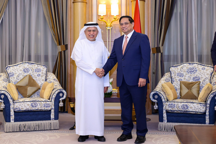 Thủ tướng gặp chủ tịch Tập đoàn Zamil Abdularahma Al Zamil - Ảnh: NHẬT BẮC